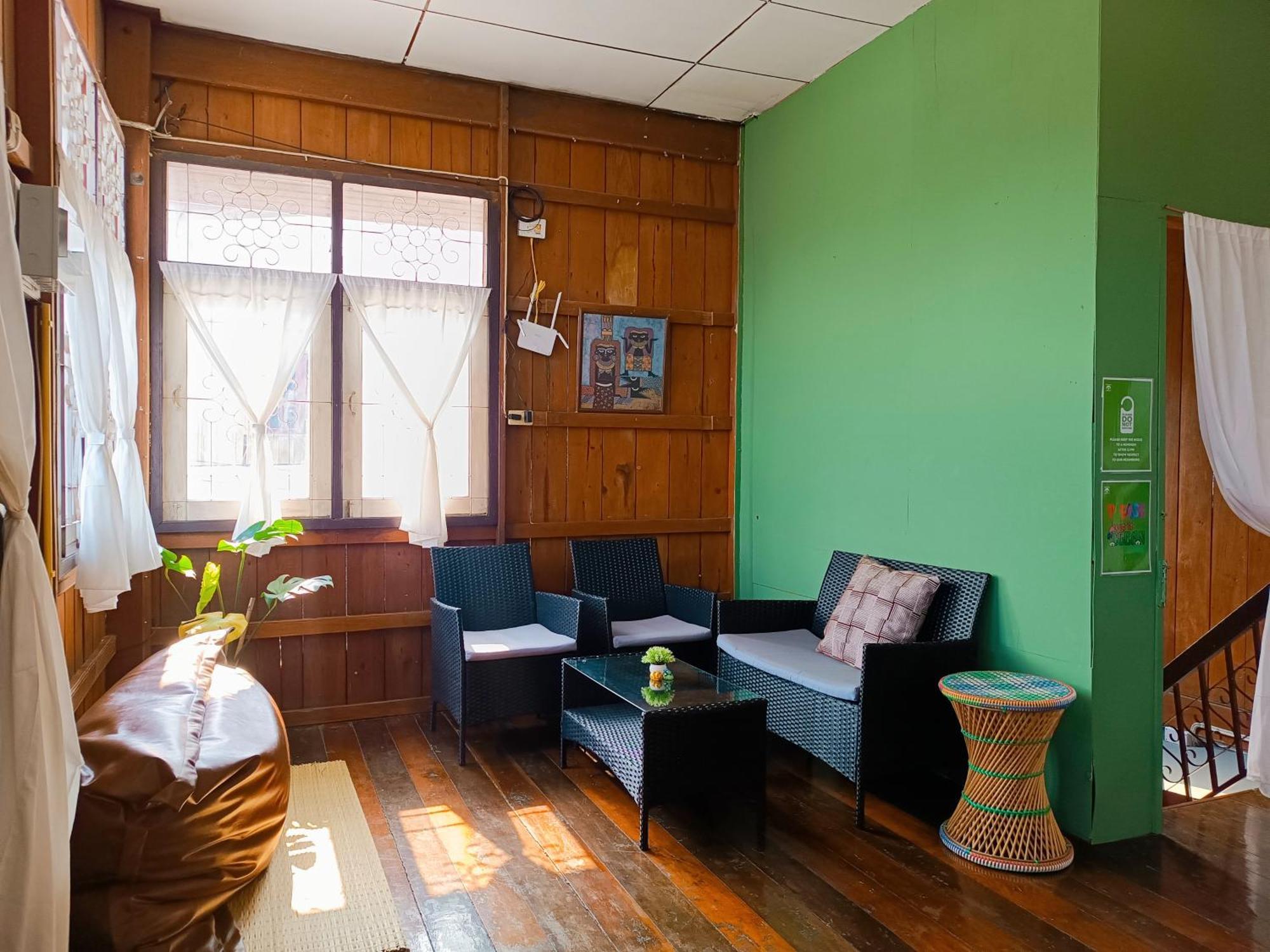 Pai Baan Homestay ปายบ้าน โฮมสเตย์ ถนนคนเดินปาย Exteriör bild